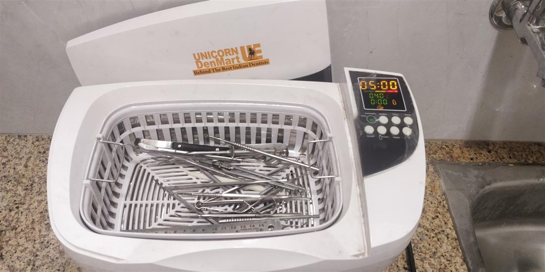 Dental instruments in an ultrasonic cleaner
